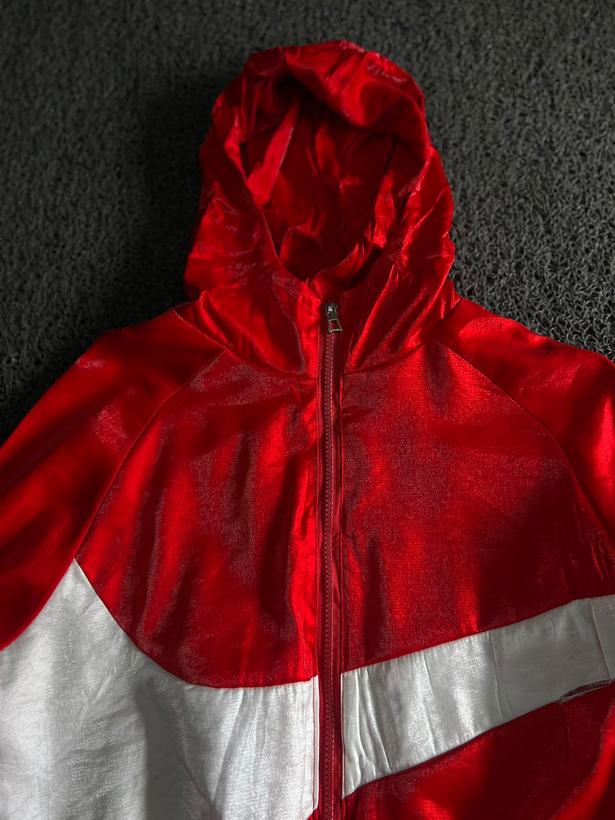 Vintage Red Hooded Windbreaker Jacket | Small Damage ⚠️