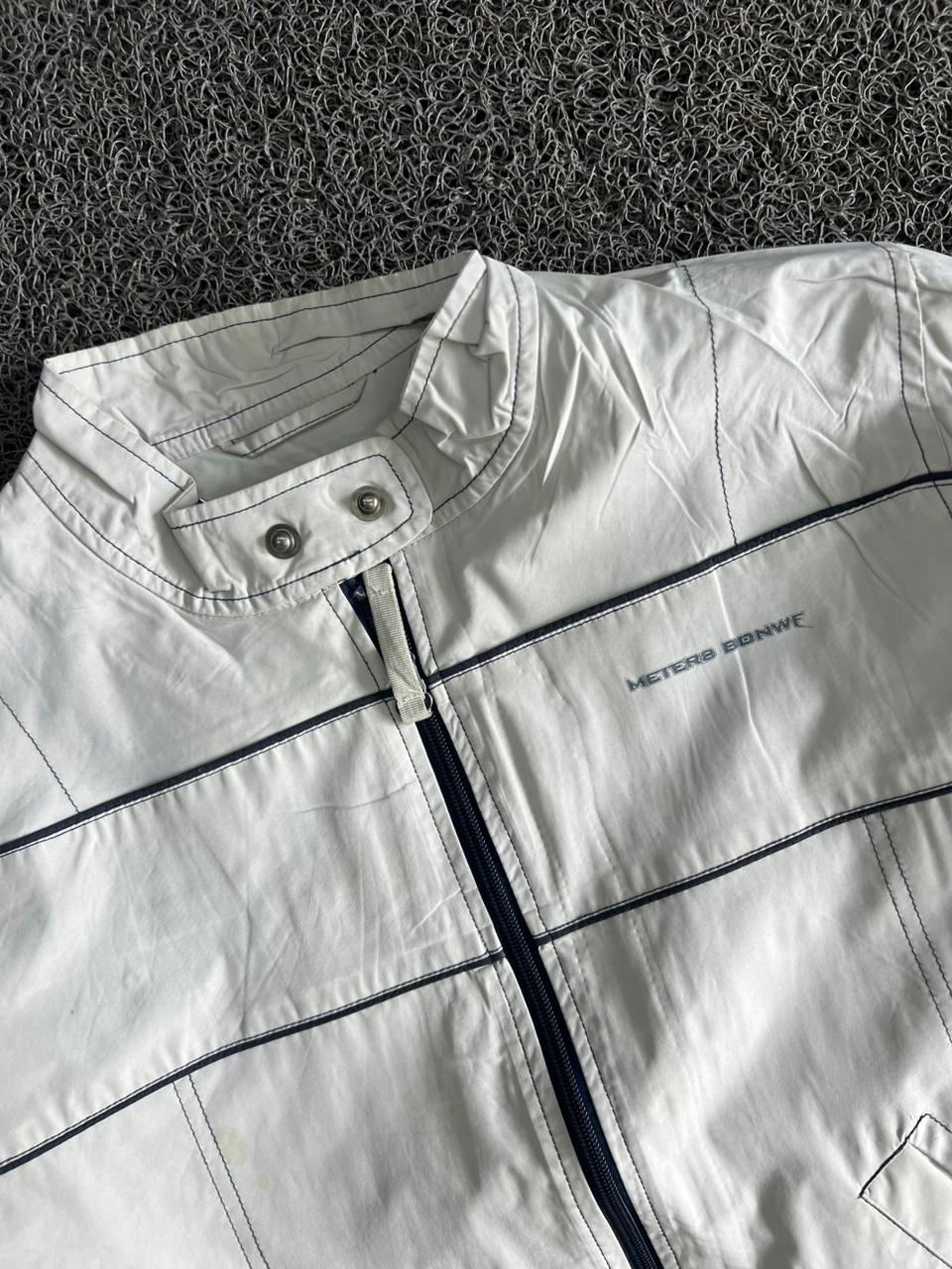 High-Neck Casual Zip-Up Jacket with Contrast Piping