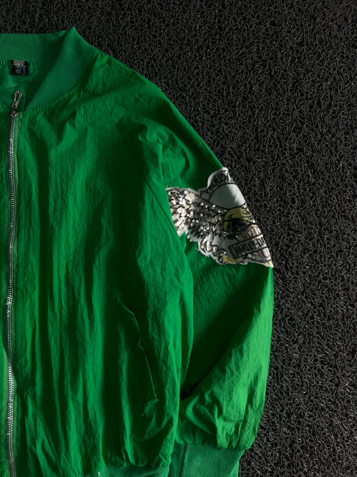 Green Bomber Jacket with Sequin Eagle Sleeve Embroidery | Retro Zip-Up Streetwear