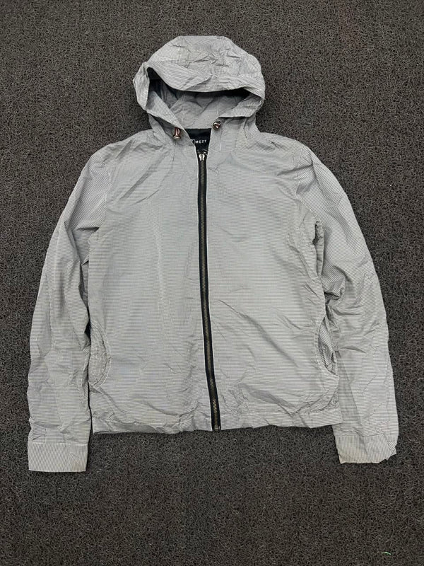 Lightweight Hooded Zip-Up Jacket