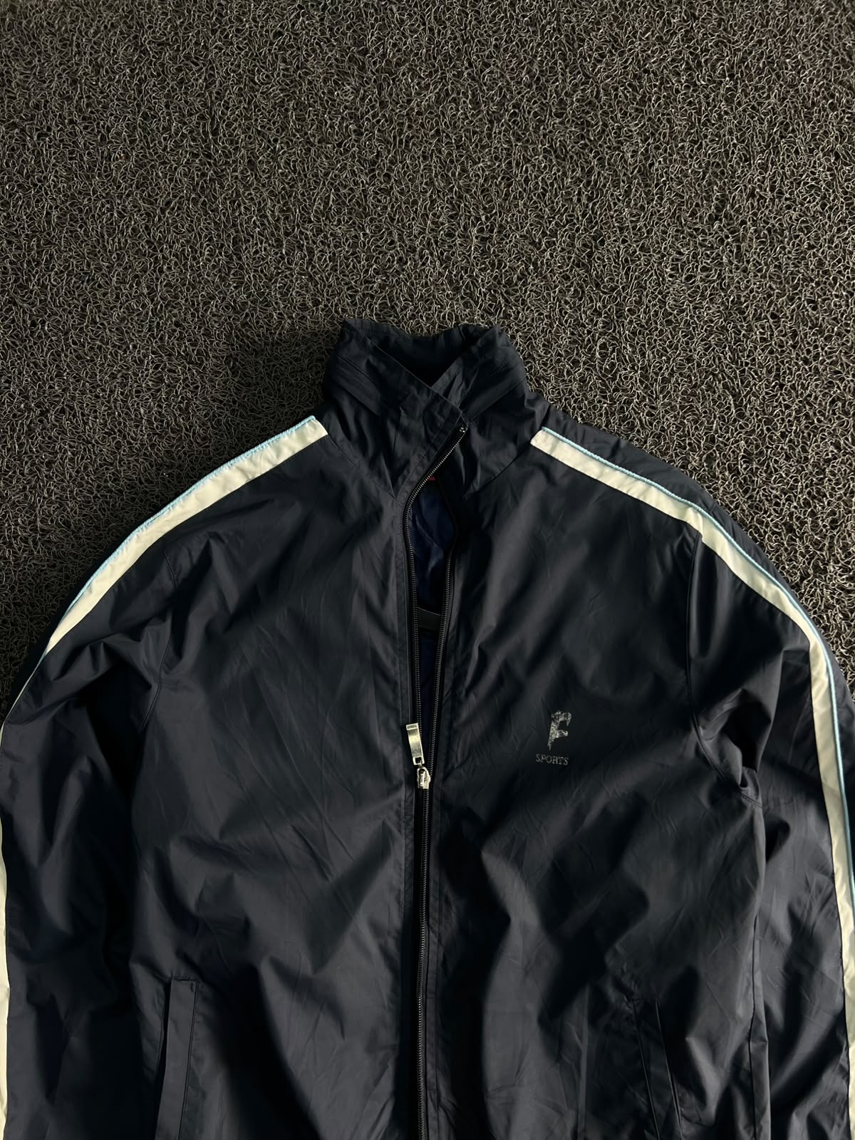 Sports Track Jacket – Full Zip Windbreaker | Zip Damaged ⚠️