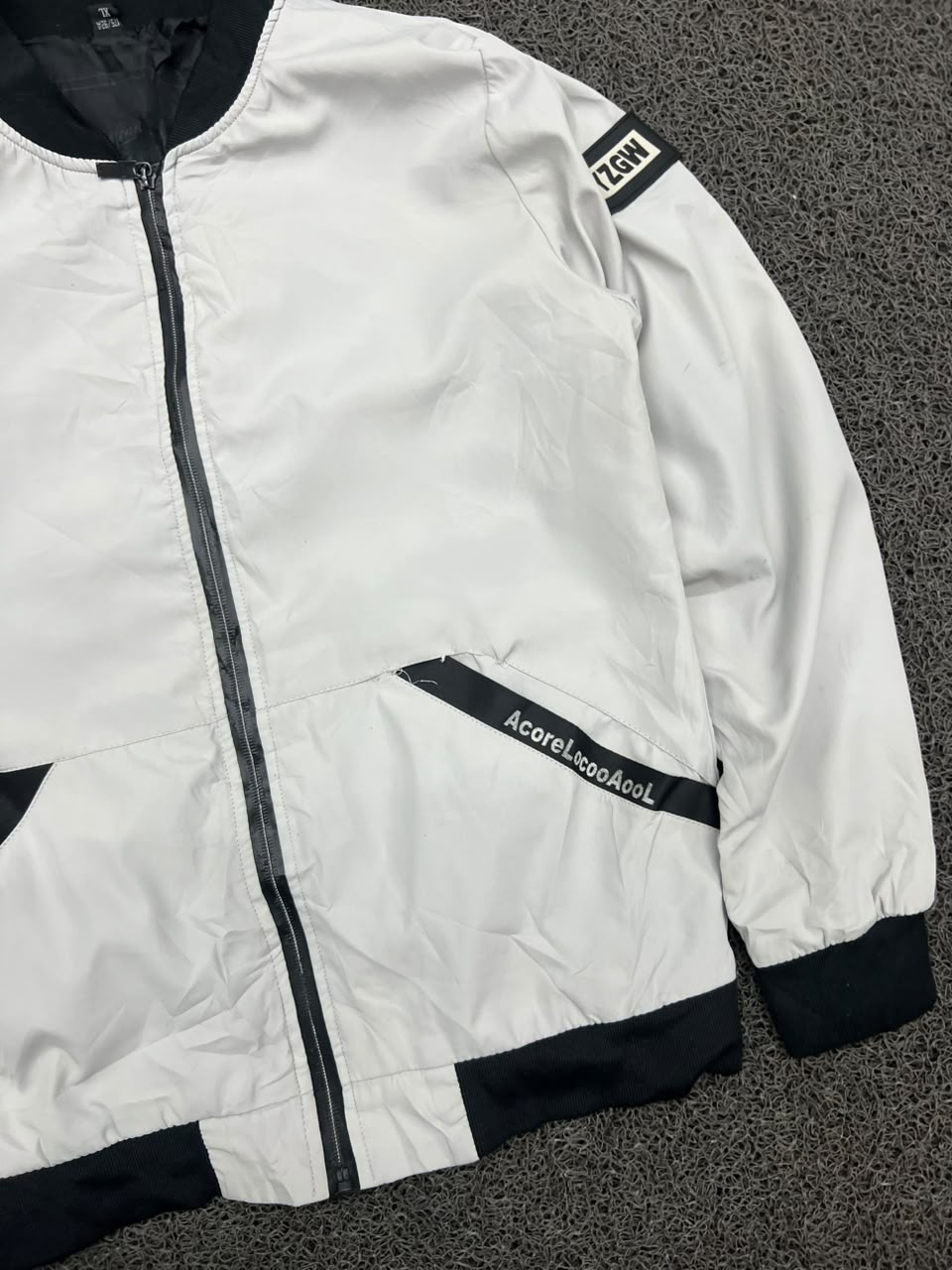 White & Black Lightweight Bomber Jacket – Full Zip Casual Windbreaker