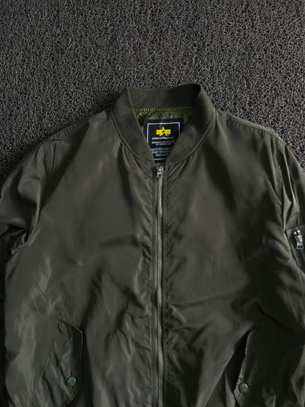Vintage Alpha Industries Olive Bomber Jacket – Ribbed Trim