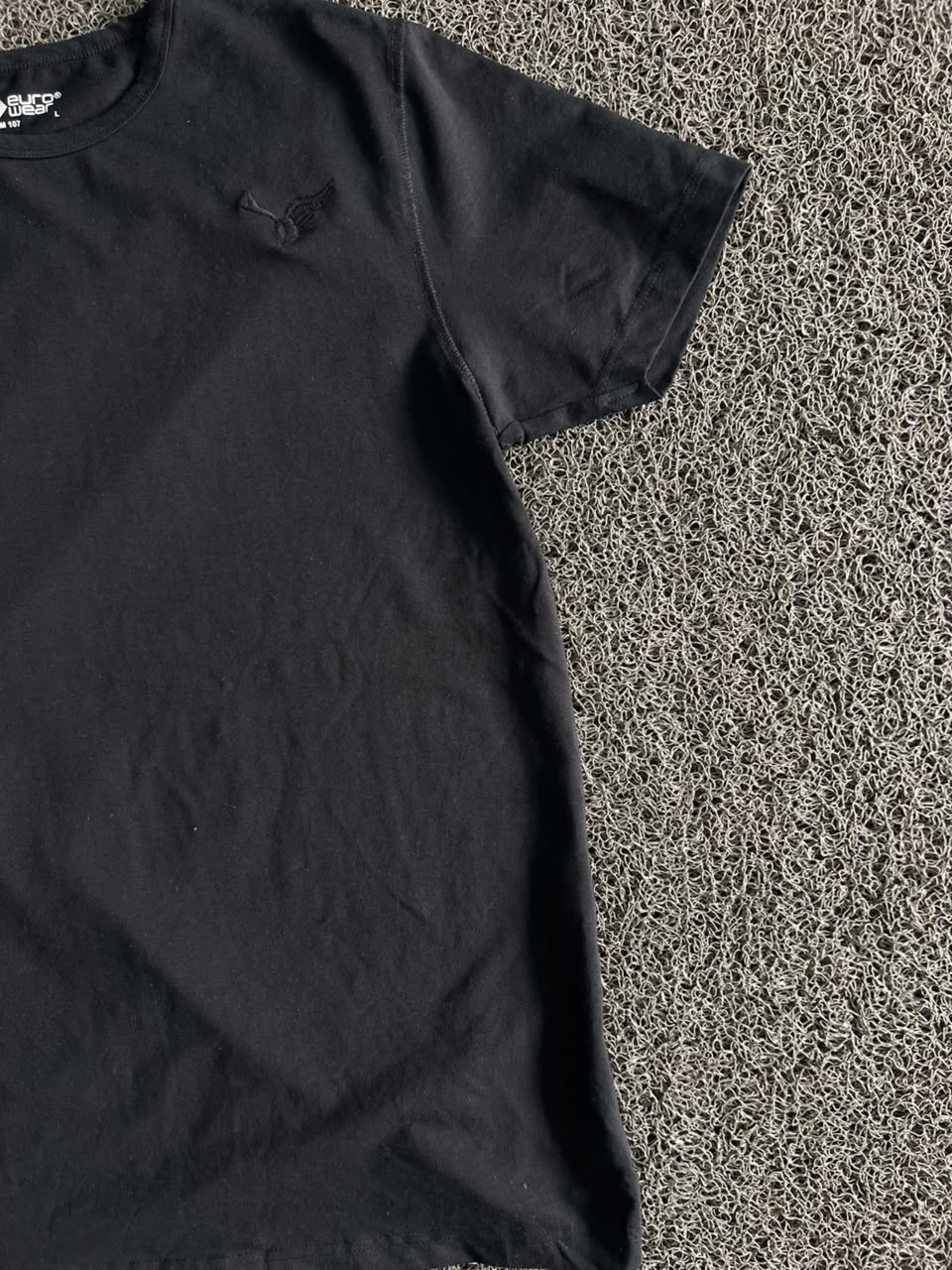 Euro Wear Men's Black Crew Neck T-Shirt – Classic Cotton Casual Tee