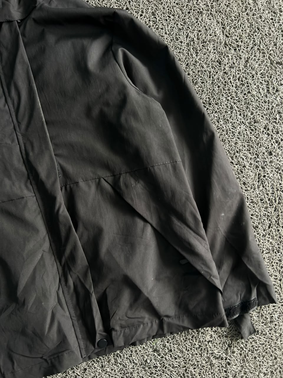 Vintage Black Hooded Outdoor Shell Jacket