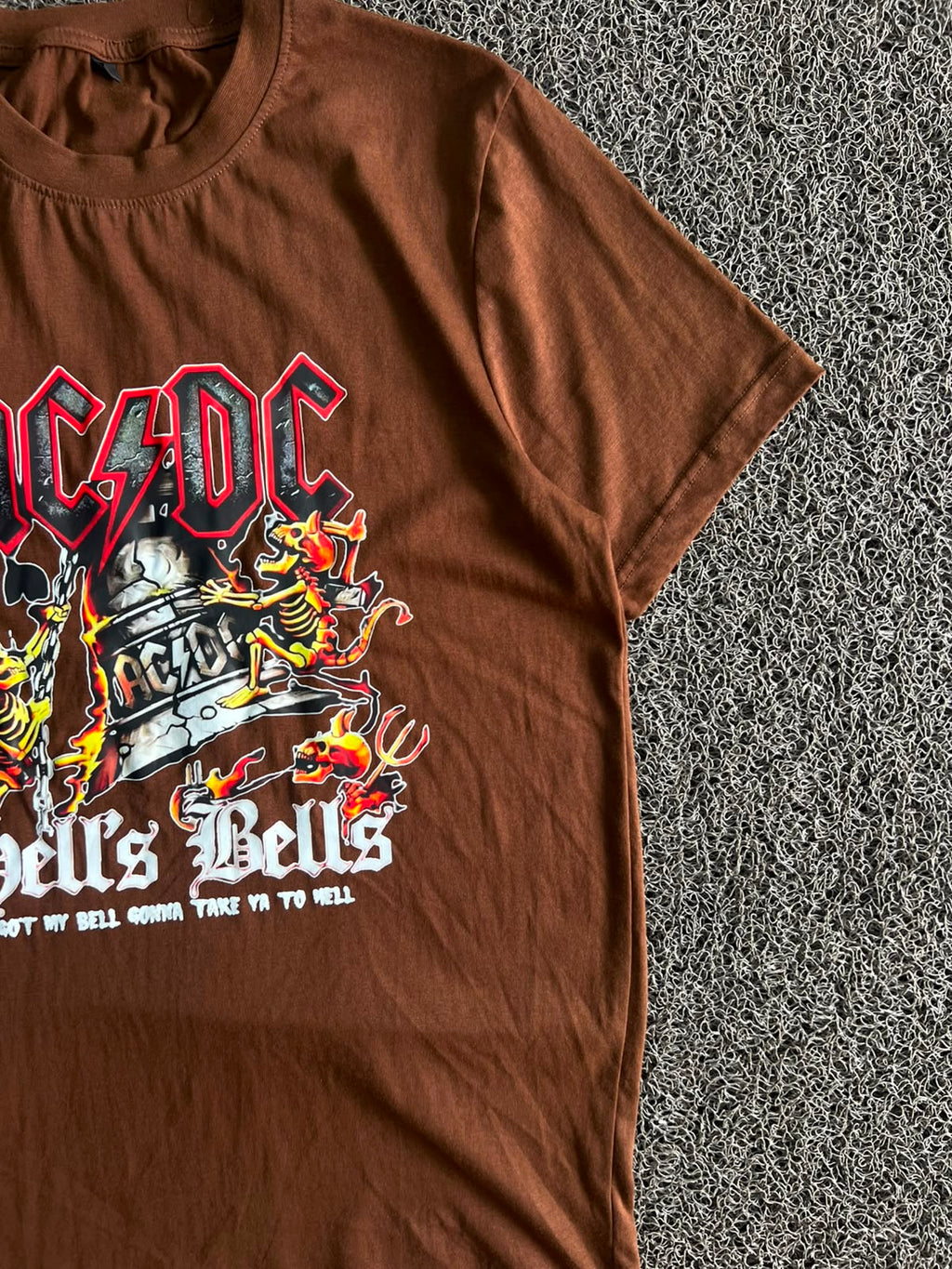 AC/DC Hells Bells Graphic Band T-Shirt – Rock Tee