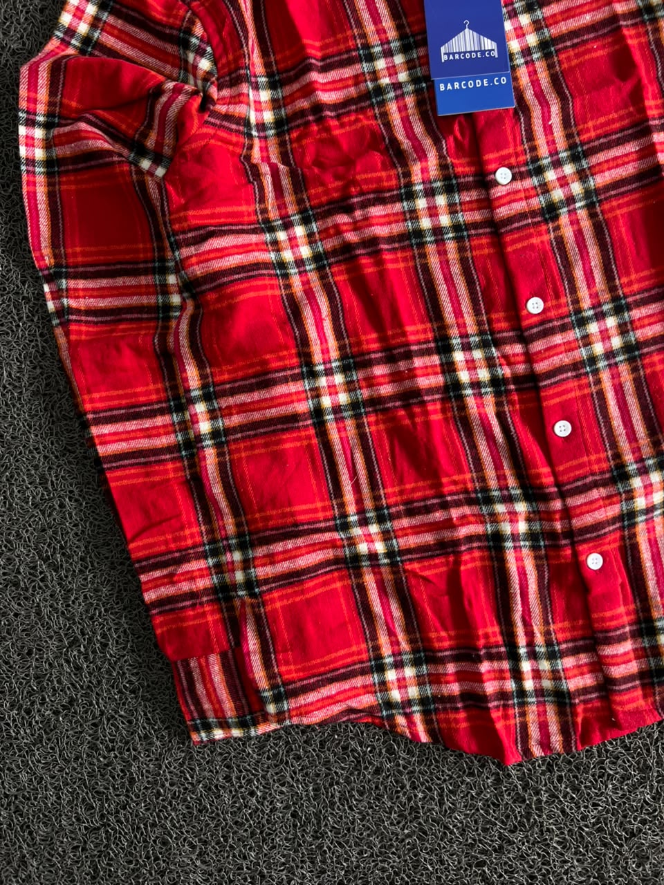Barcode Red Plaid Flannel Button-Up Shirt – Red Checkered Casual Long Sleeve