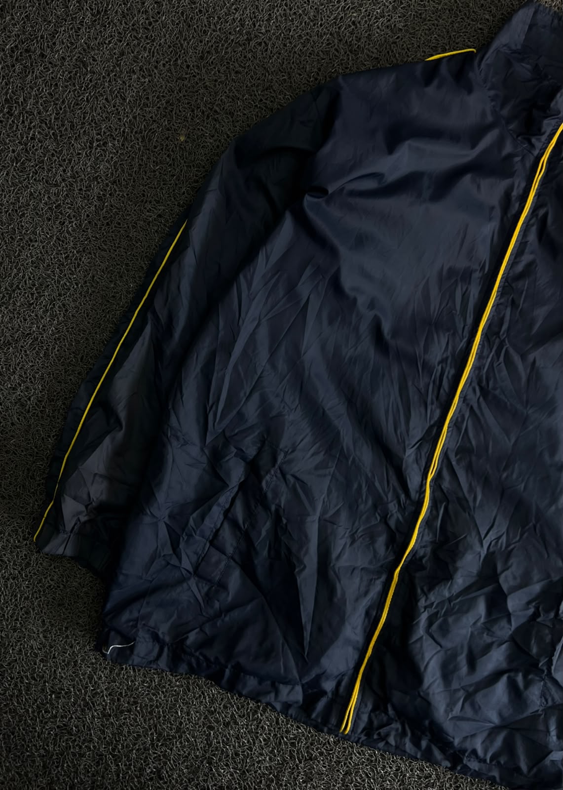 Vintage Airwalk Navy Blue Windbreaker Jacket with Yellow Accents – Thriftwear