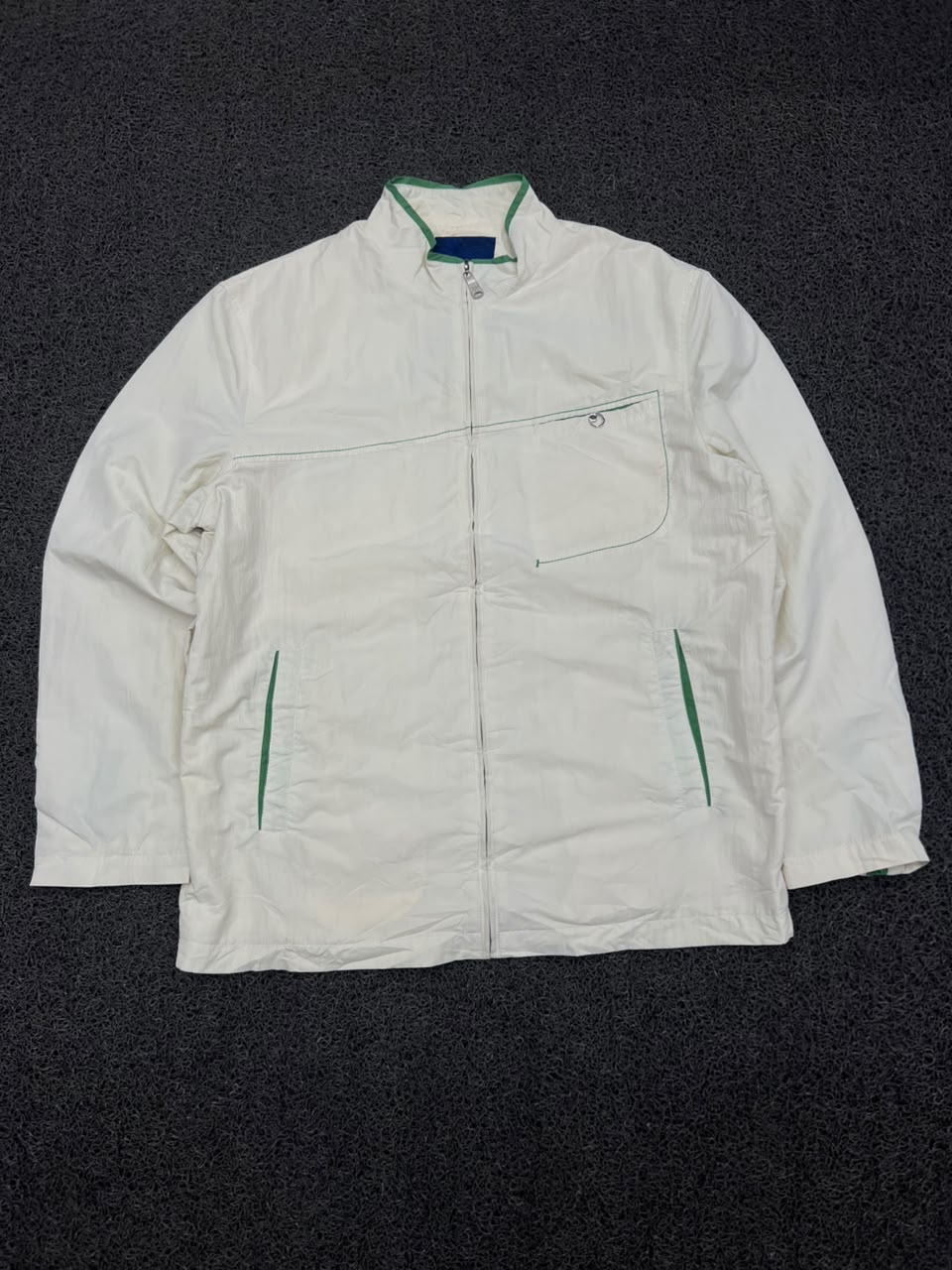 Vintage White Full Zip Lightweight Jacket with Green Trim