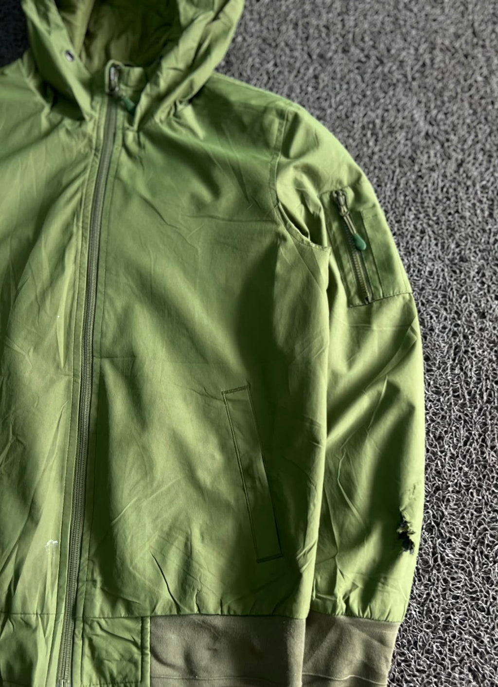 Green Hooded Utility Jacket – ⚠️ Small Sleeve Damage
