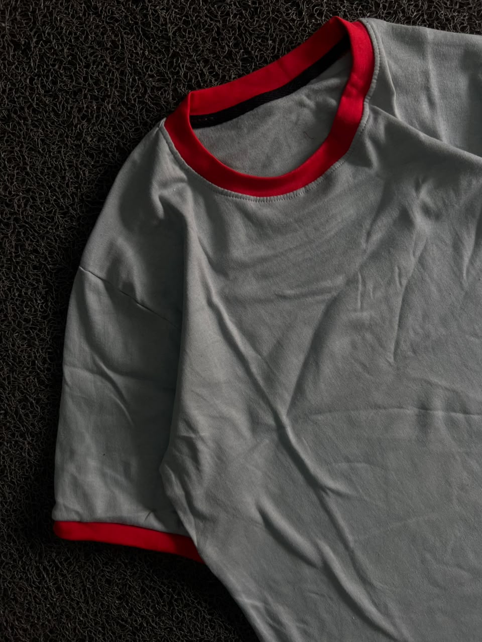 T-Shirt with Red Contrast Collar & Sleeve Trim