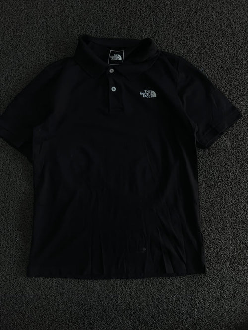 The North Face Black Polo T-Shirt – Classic Outdoor Style
