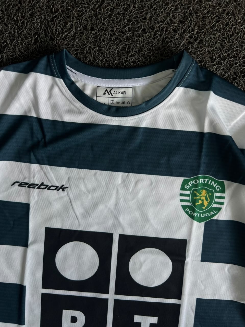 Cristiano Ronaldo #7 Sporting CP 2002-03 Home Jersey – Green & White Striped Reebok Football Five Sleeve Jersey