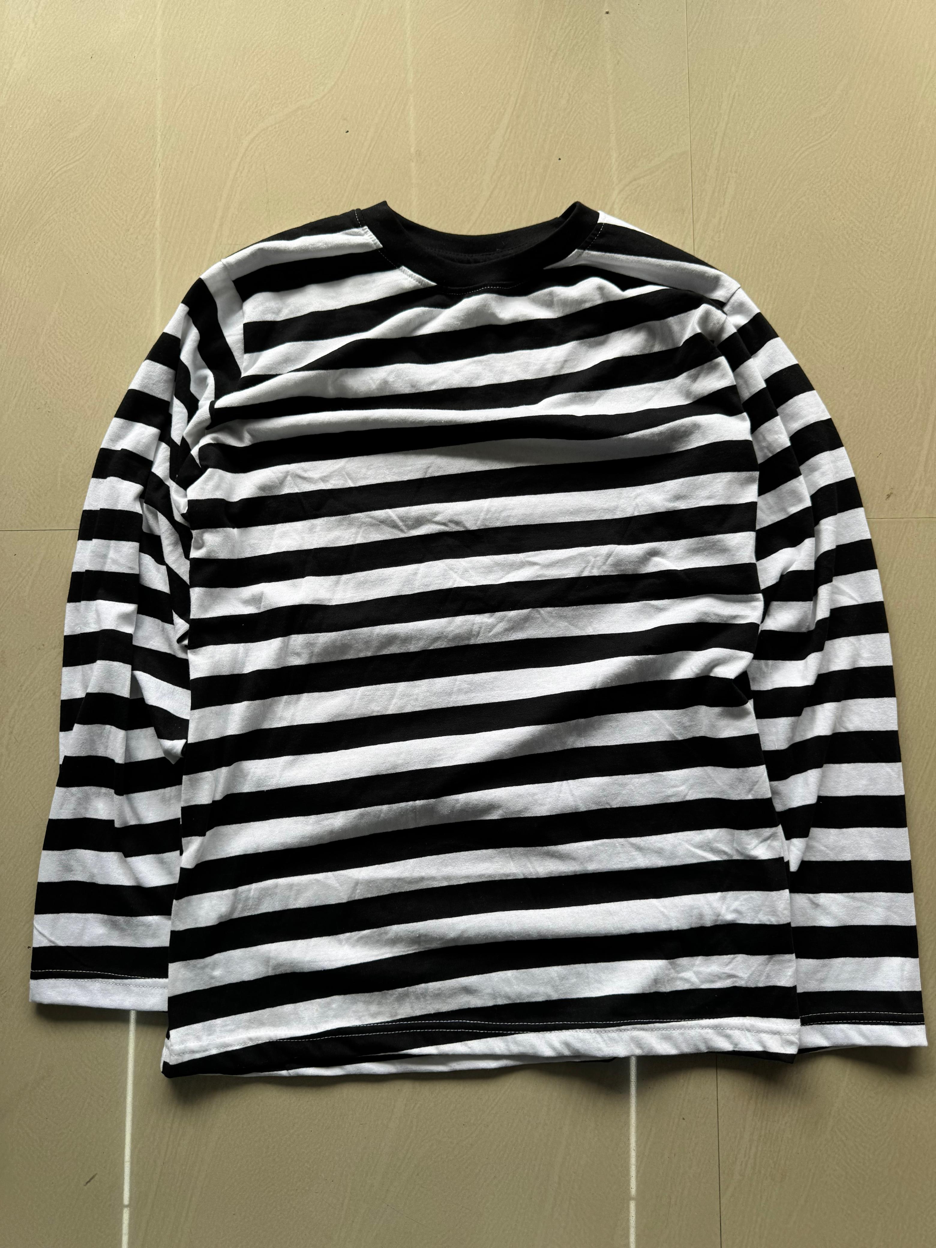 Men's Oversized Black & White Stripe Full Sleeve Round Neck T-Shirt