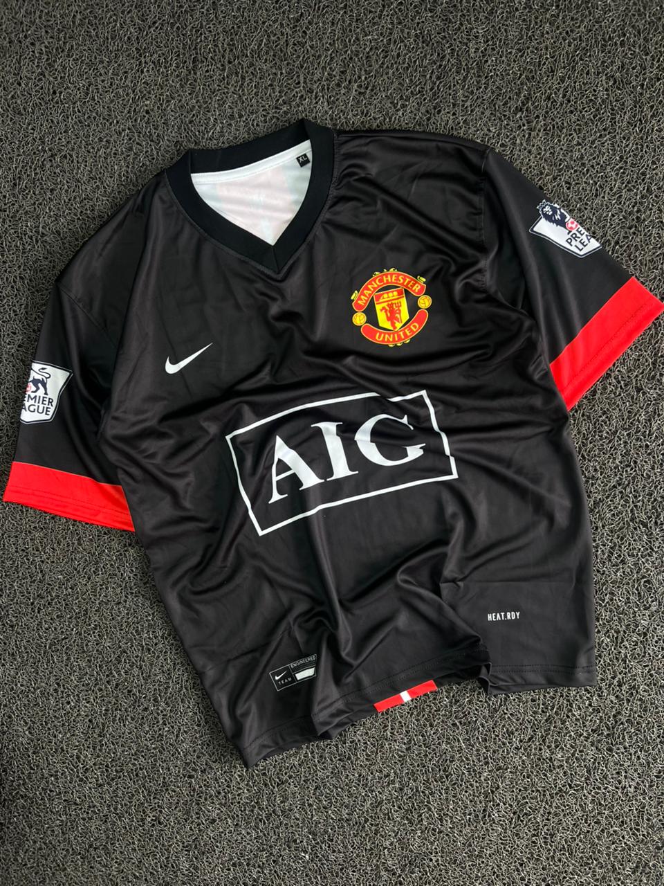 Manchester United 2009/10 Black Away Jersey – Ronaldo #7 Retro Edition