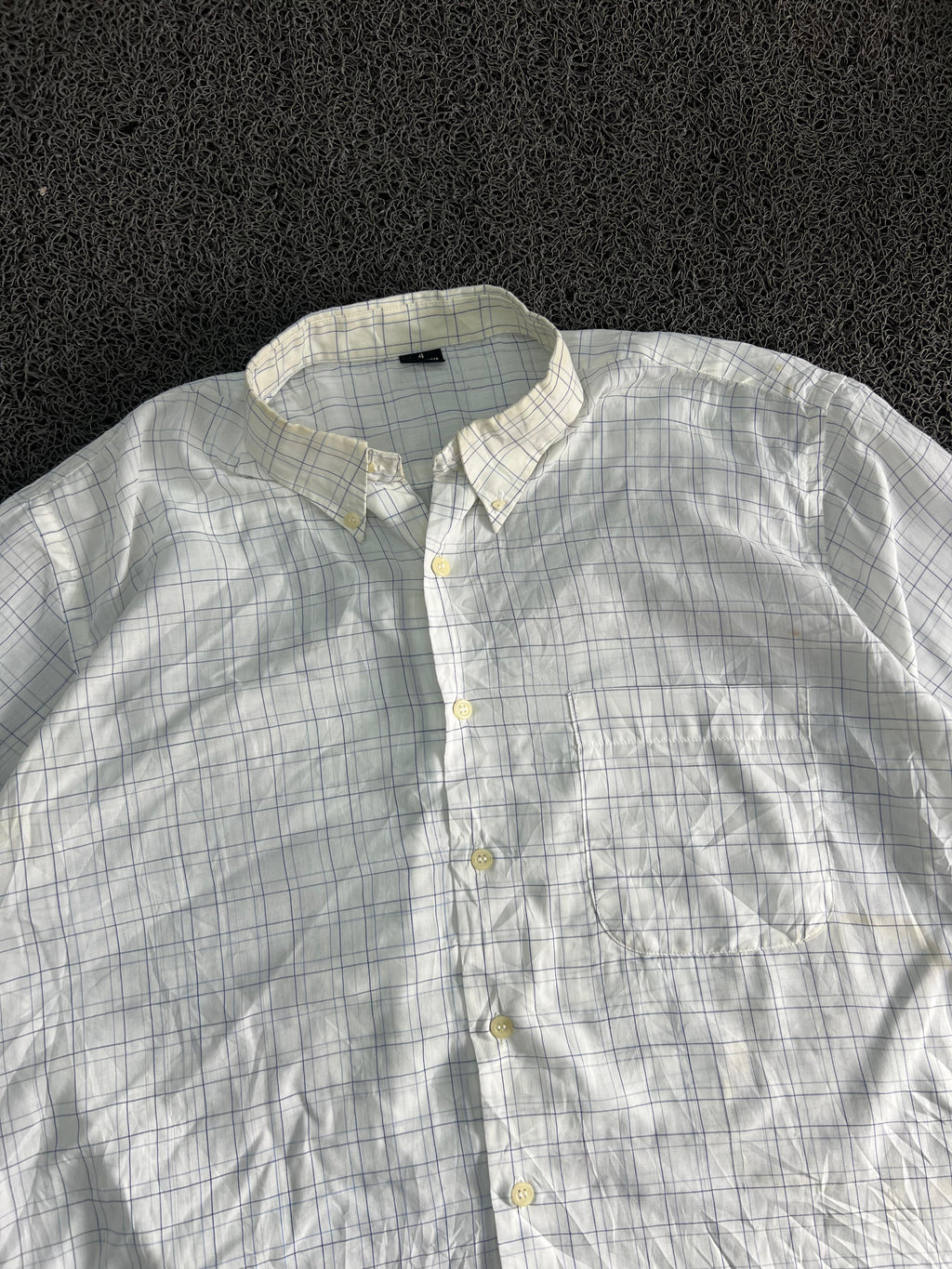 Thrifted Metallica Skull Graphic White Check Shirt(⚠️ Small Damage)
