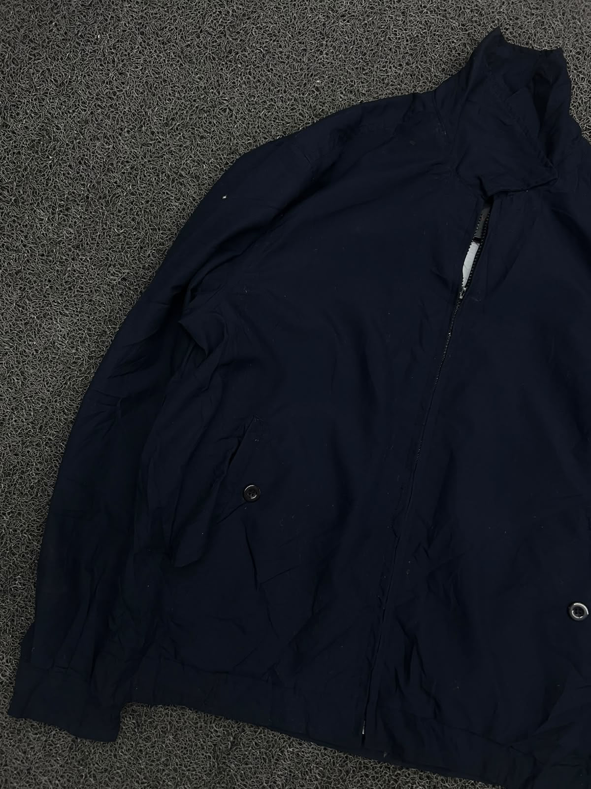 Lightweight Zip-Up Jacket with High Collar ⚠️ Zip Damage