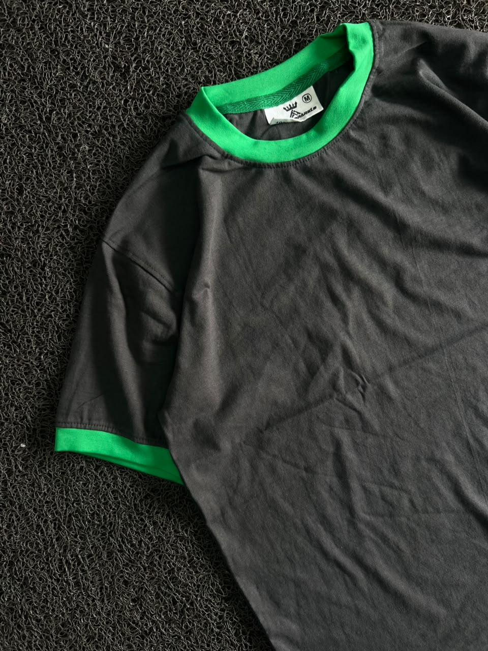 Green Contrast Trim Crew Neck T-Shirt