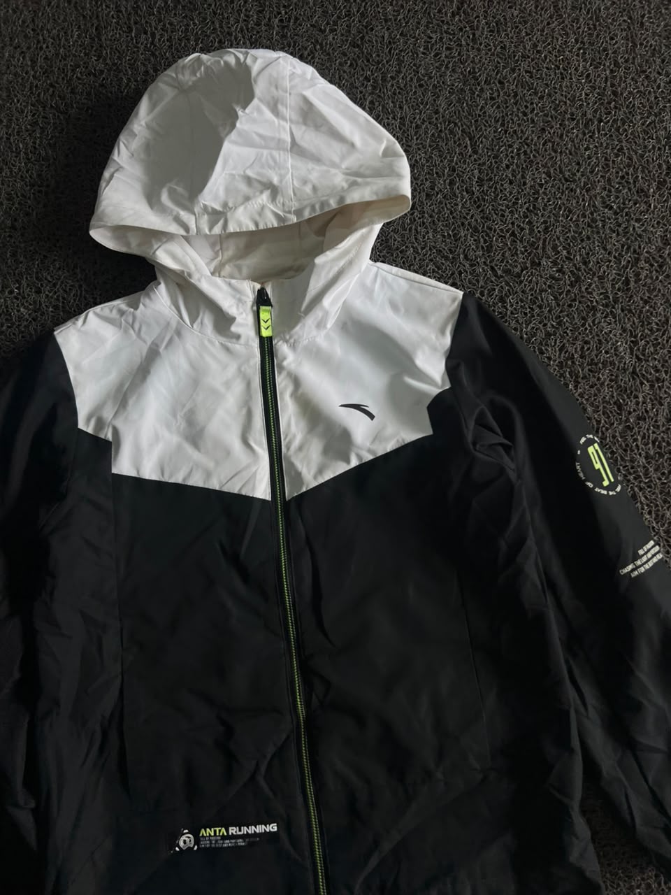 Anta Running Colorblock Hooded Windbreaker Jacket – Black & White
