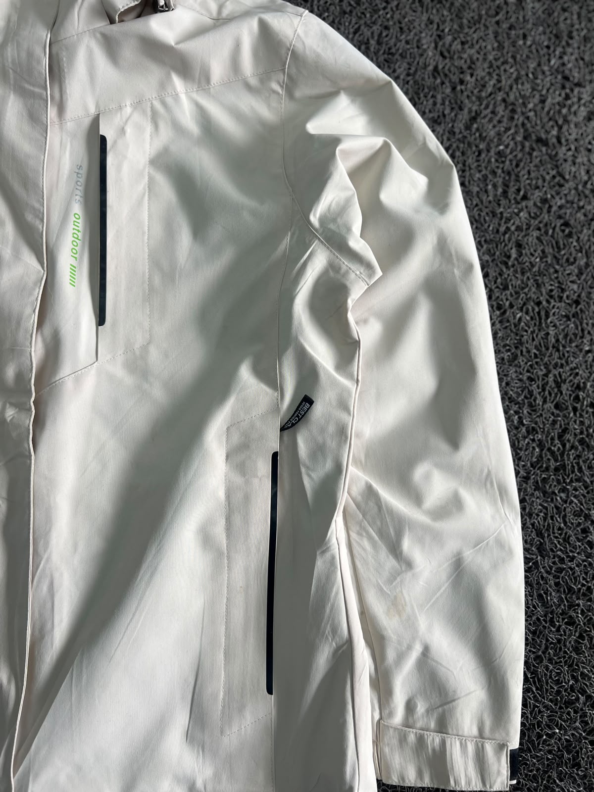 Outdoor Performance Hooded Waterproof Jacket ⚠️ Small Stains