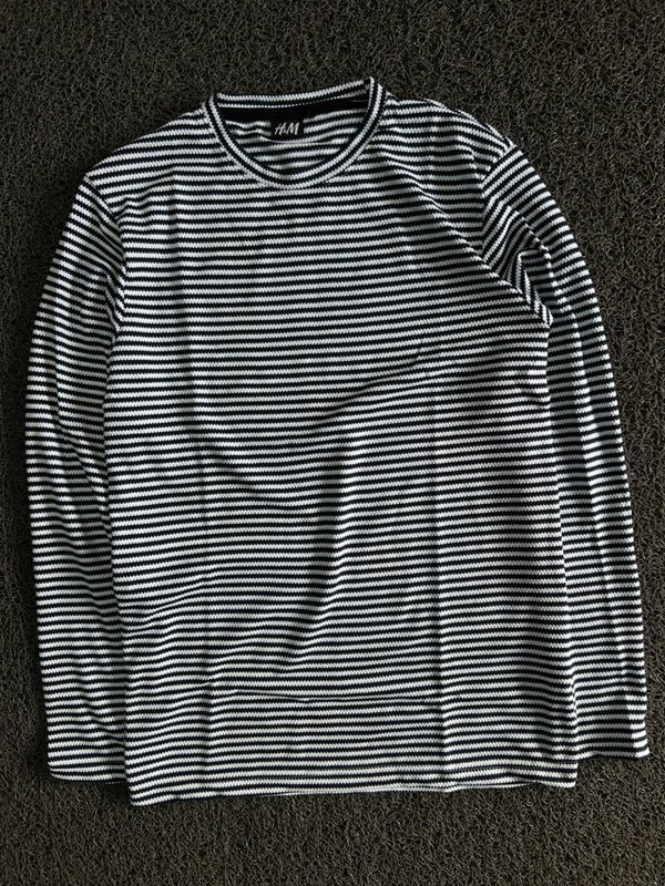 H&M Black & White Striped Long Sleeve T-Shirt