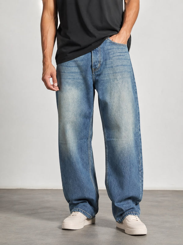 Vintage Blue Wash Straight Fit Denim Jeans – Classic Faded 5-Pocket Casual Pants