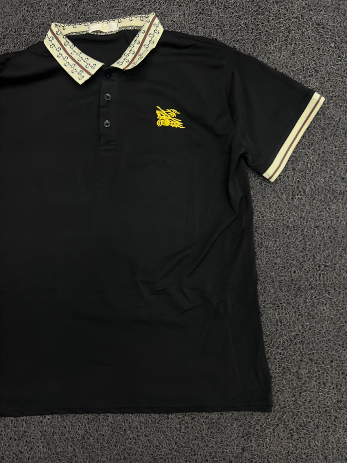 Polo T-Shirt with Printed Contrast Collar, Sleeve Piping & Yellow Chest Logo – Short Sleeve
