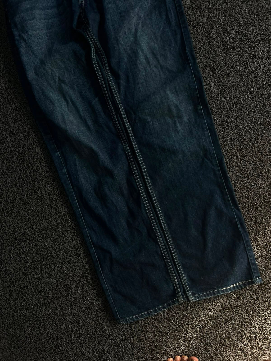 Vintage Dark Wash Straight Fit Denim Jeans