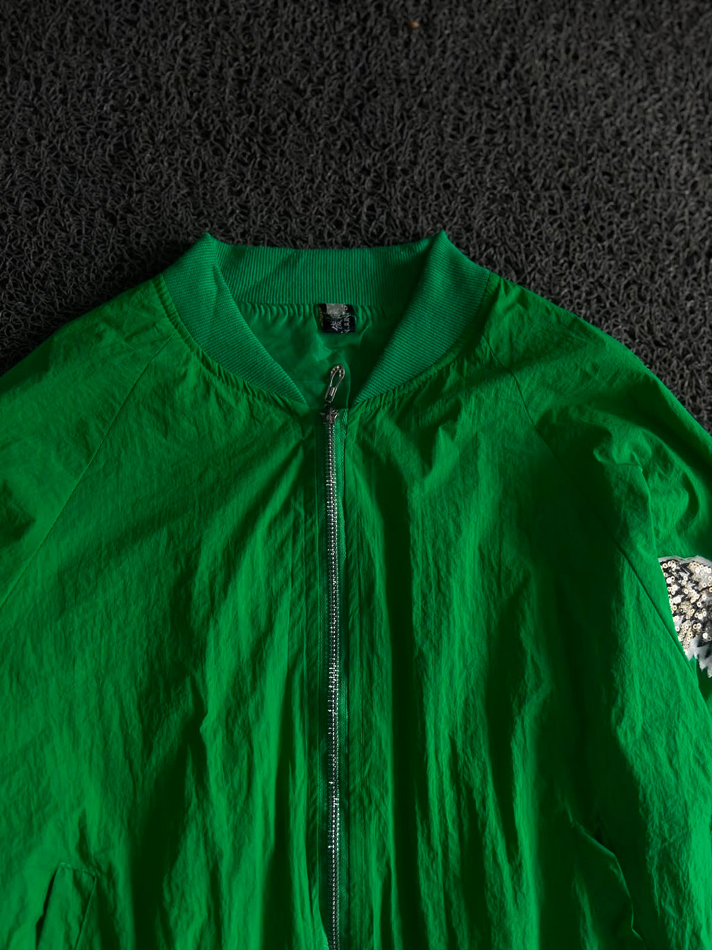 Green Bomber Jacket with Sequin Eagle Sleeve Embroidery | Retro Zip-Up Streetwear