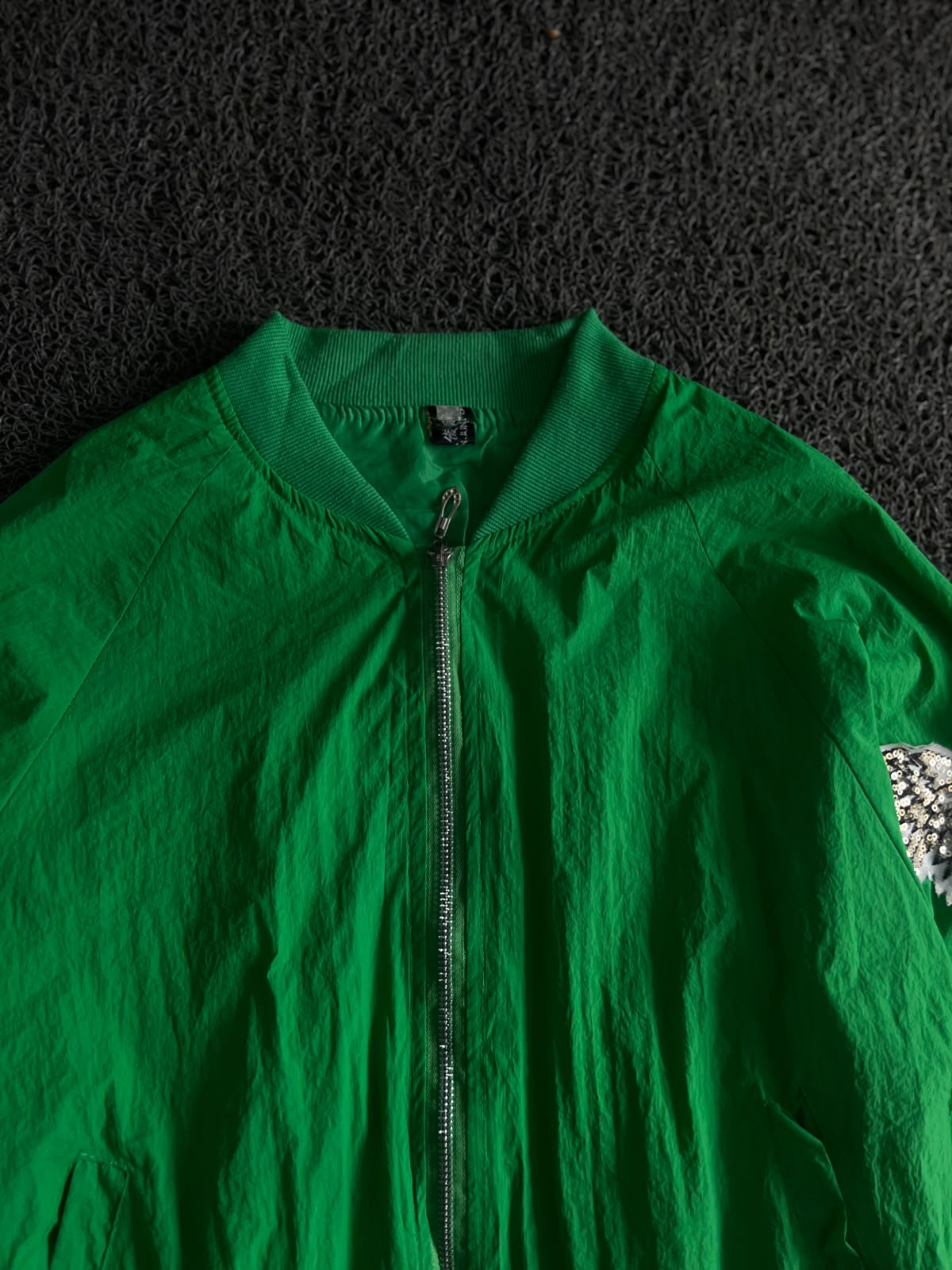 Green Bomber Jacket with Sequin Eagle Sleeve Embroidery | Retro Zip-Up Streetwear