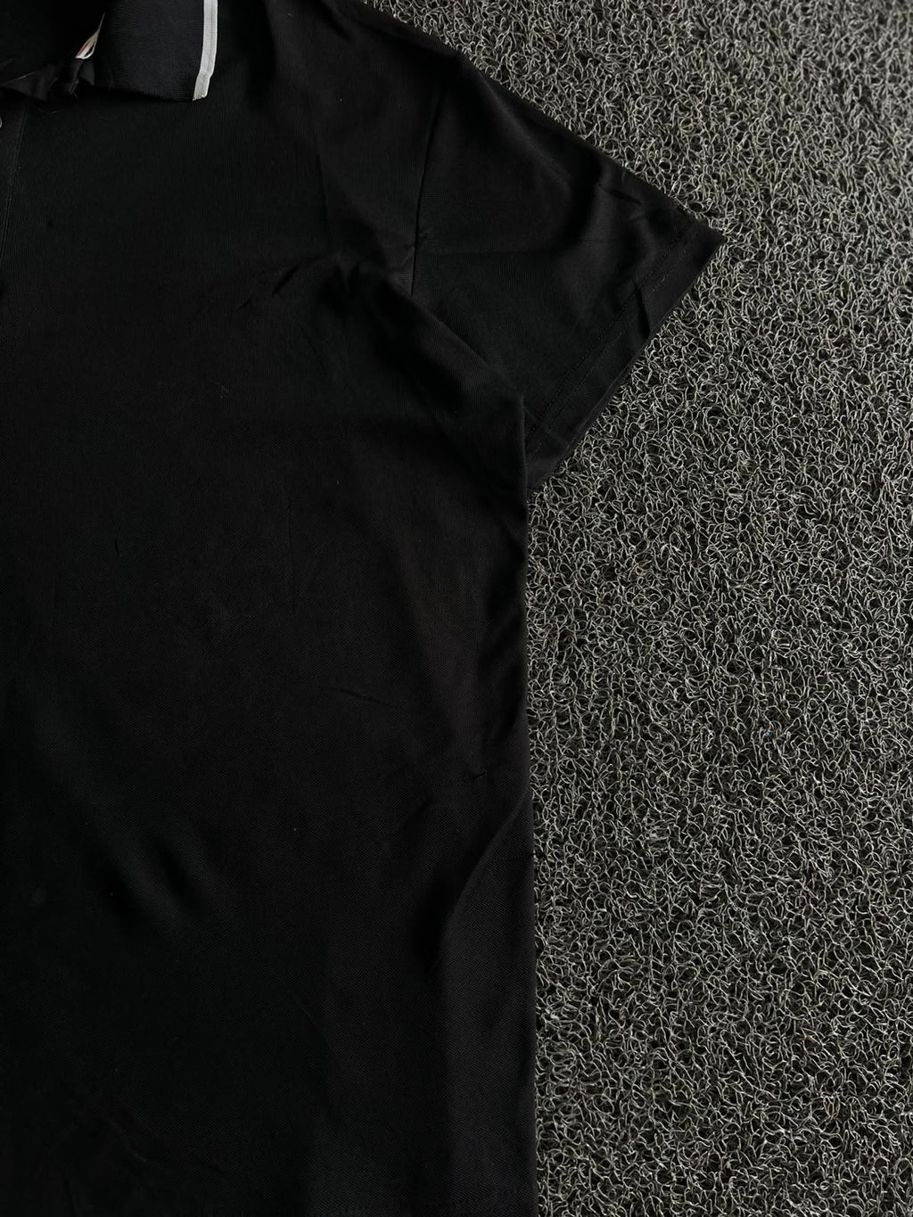 Vintage Black Polo T-Shirt with Contrast Collar | Classic Casual Fit