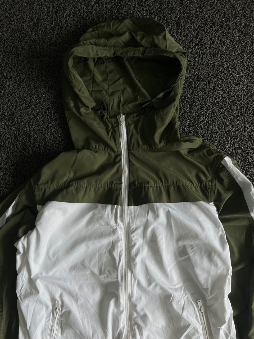 Everyday Lightweight Hooded Jacket with Zip Pockets