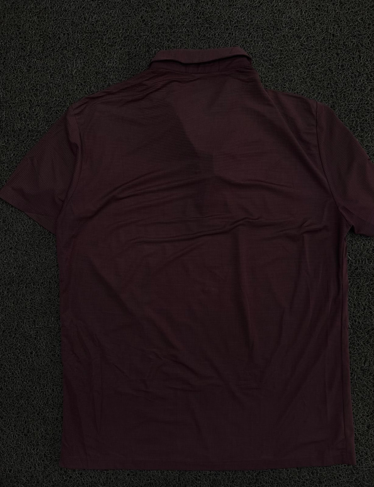Textured Polo T-Shirt with Chest Logo – Short Sleeve ⚠️ Buttons Missing