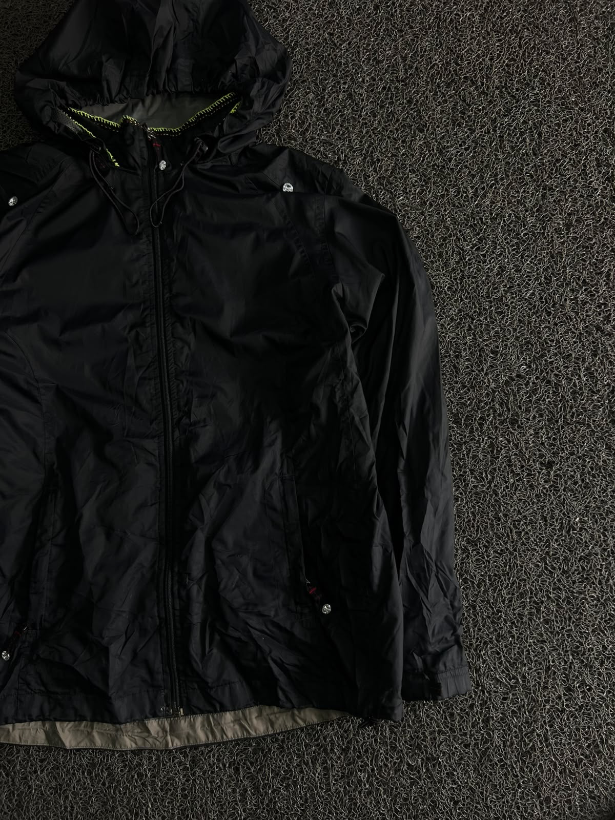 Vintage Hooded Lightweight Windbreaker Jacket with Zip Front & Drawstring Hood