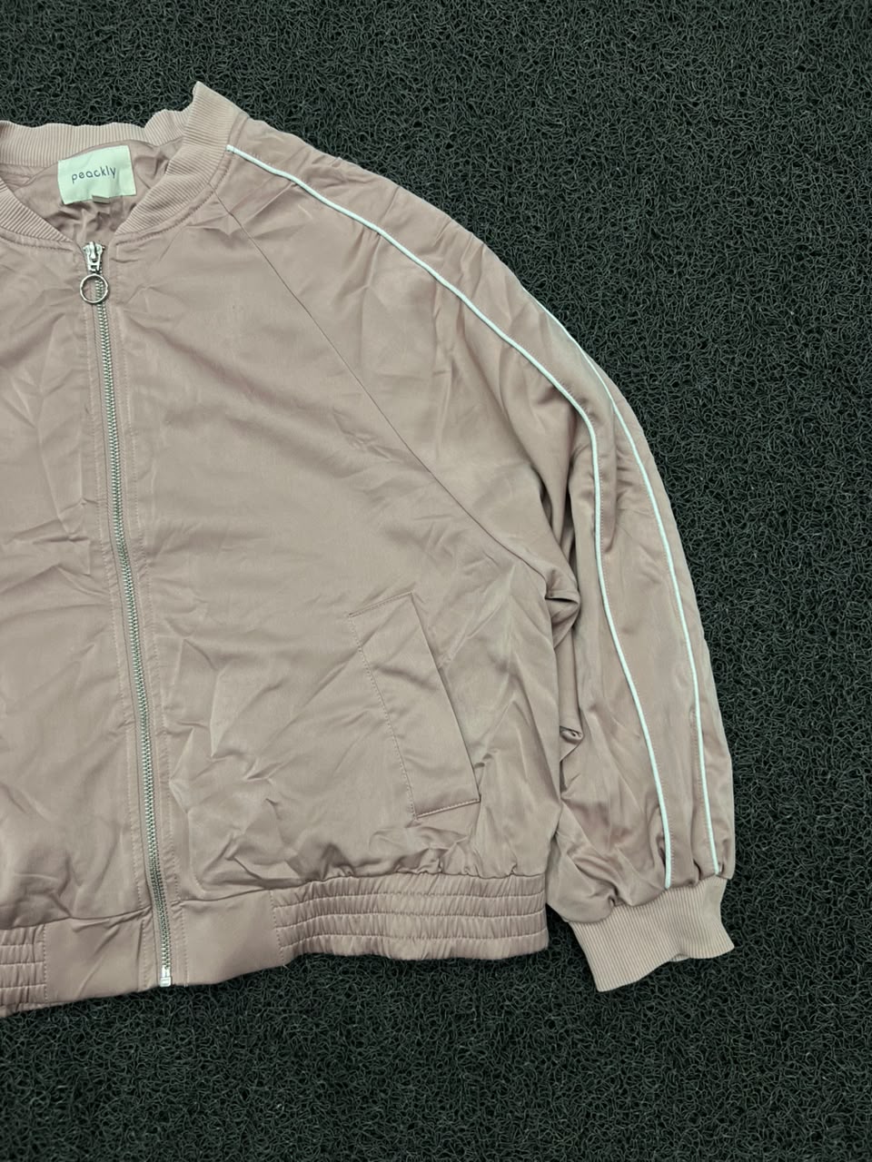 Bomber Jacket with White Piping – Lightweight Zip-Up Casual Outerwear