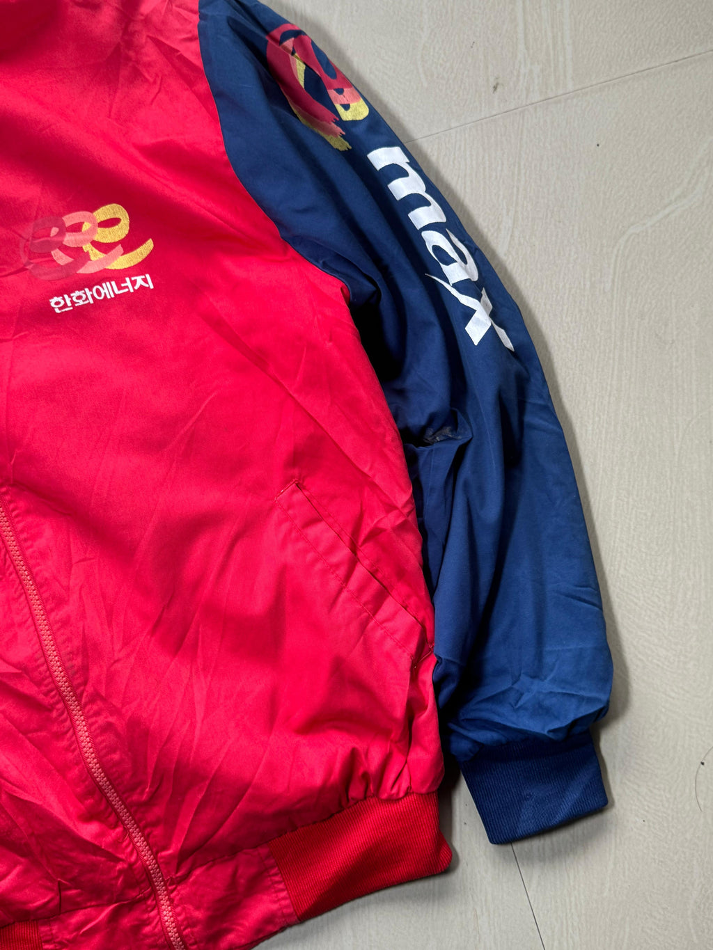 Hanwha Energy Red & Navy Color Block Bomber Jacket – Lightweight Full Zip