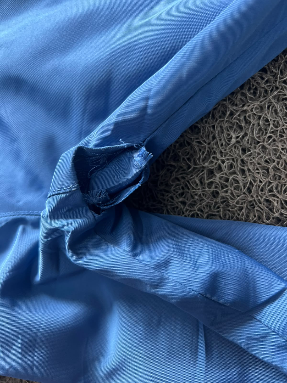 Double Side Blue and Grey Hooded Jacket – Lightweight Zip-Up Windbreaker ⚠️ Small Stains and Small Damage