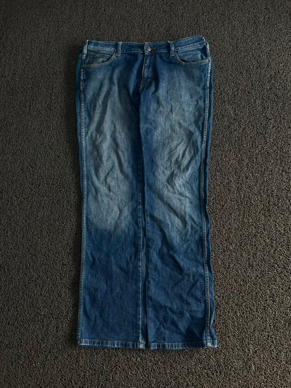Wrangler Dark Wash Straight Leg Thrift Jeans
