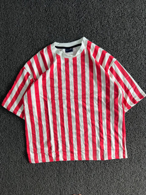 Red & White Vertical Striped T-Shirt – Casual Streetwear Style