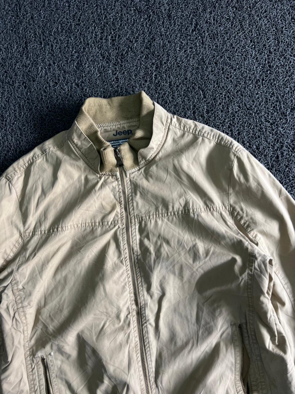 Jeep Men's Beige Lightweight Zip-Up Bomber Jacket – Casual Stand Collar Windbreaker