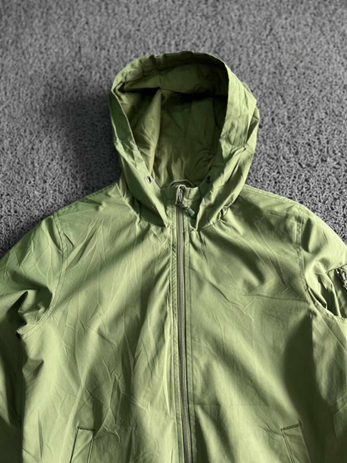 Green Hooded Utility Jacket – ⚠️ Small Sleeve Damage
