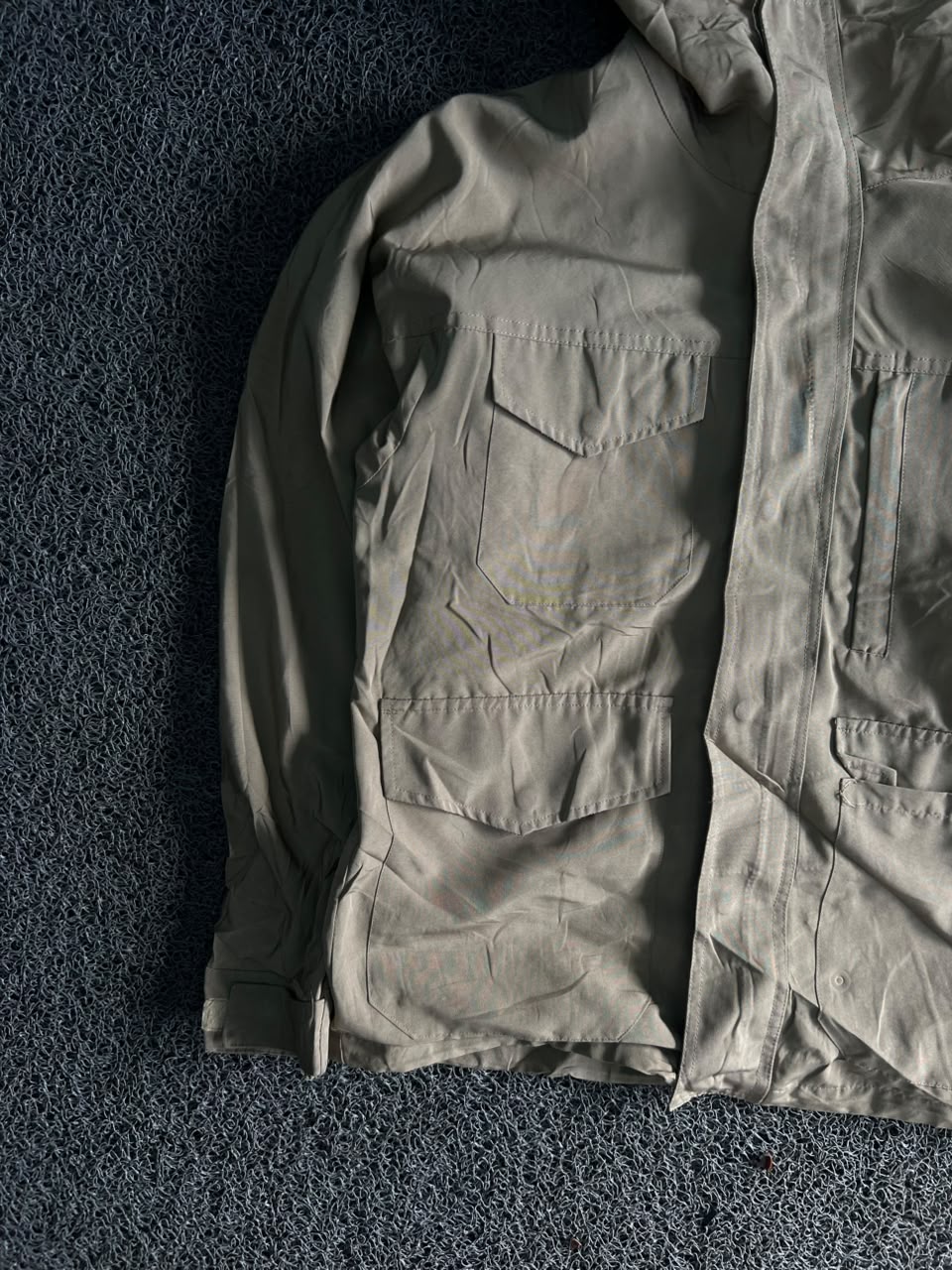 Vintage Utility Hooded Jacket – ⚠️ No Front Zip | Button Available