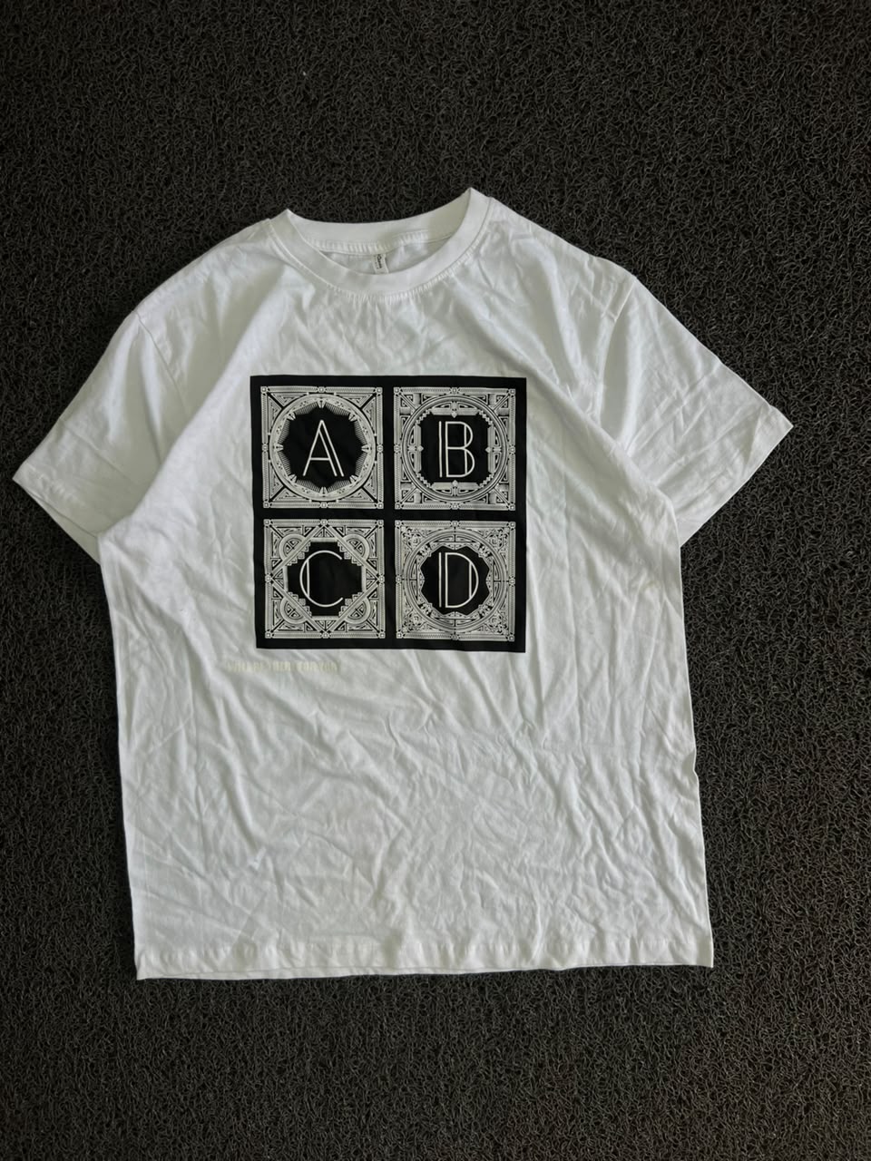 White Graphic Print Crew Neck T-Shirt – A B C D Design