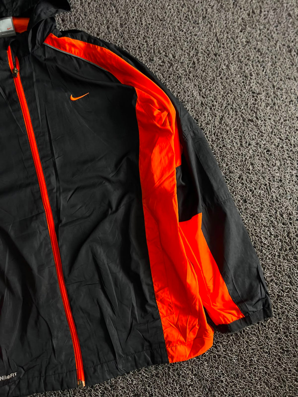 Nike Dri-FIT Hooded Windbreaker Jacket – Black & Orange