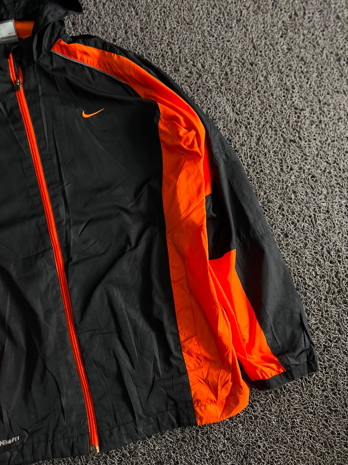 Nike Dri-FIT Hooded Windbreaker Jacket – Black & Orange