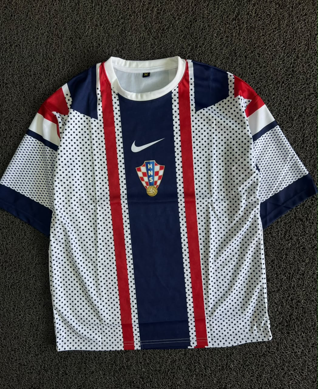 Nike Croatia HNS Modrić #10 White Football Five Sleeve Jersey – Retro Dotted Design